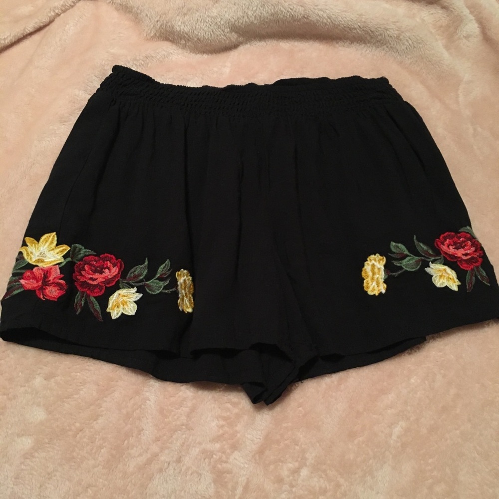 Soft floral shorts
